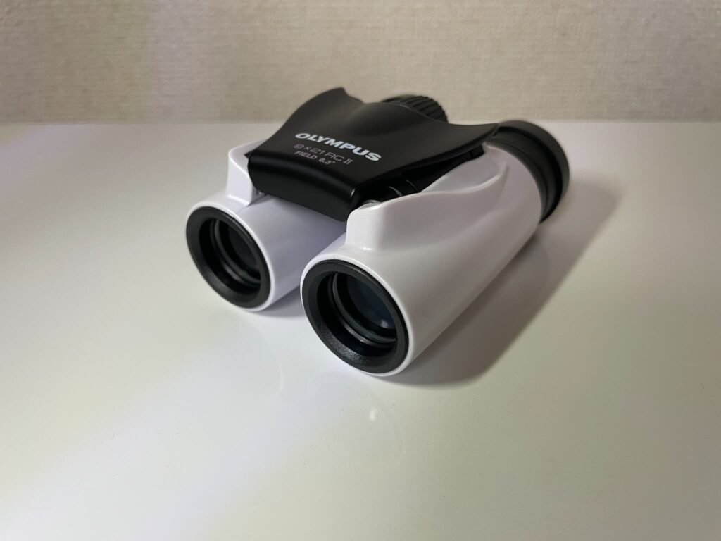 オリンパス双眼鏡の写真