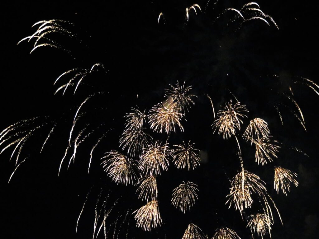 コンデジで綺麗に撮れた花火の写真